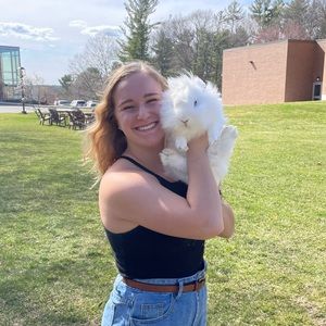 Meet your Posher, Katelyn